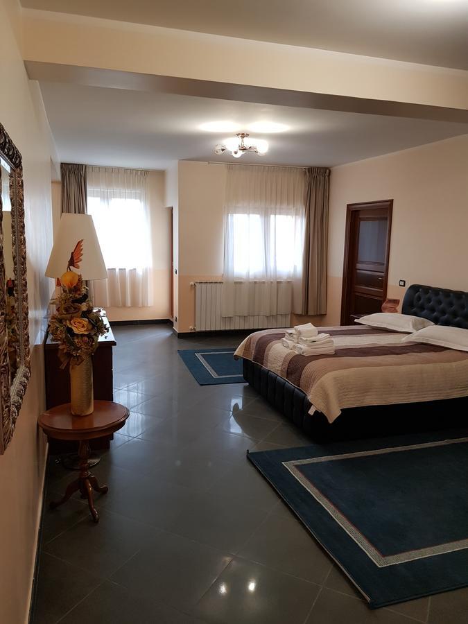 Liberty Rooms Făgăraş Zewnętrze zdjęcie
